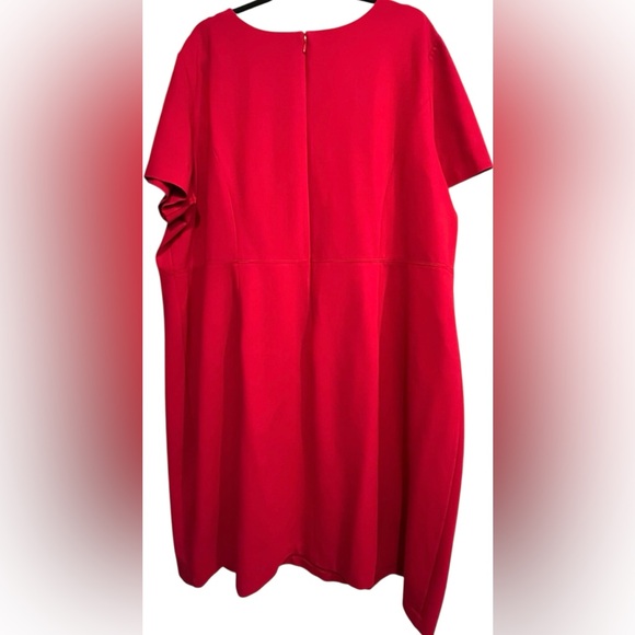 Talbots Woman Red Sheath Dress Knee Length Short Sleeve Pockets Back Zip Sz 24W - Picture 2 of 5